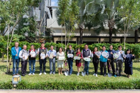 【記者會】秧田良品純滴雞精、格雅雞香草火鍋同摘全球純粹品味評鑑雙科殊榮